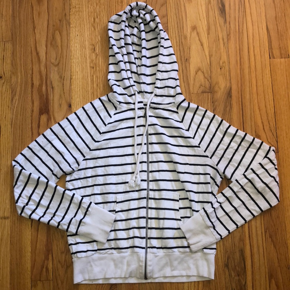Striped Zip-up sweatshirt